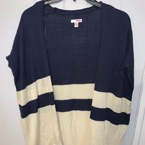 Sleeveless navy blue and nude cardigan w/ tassles